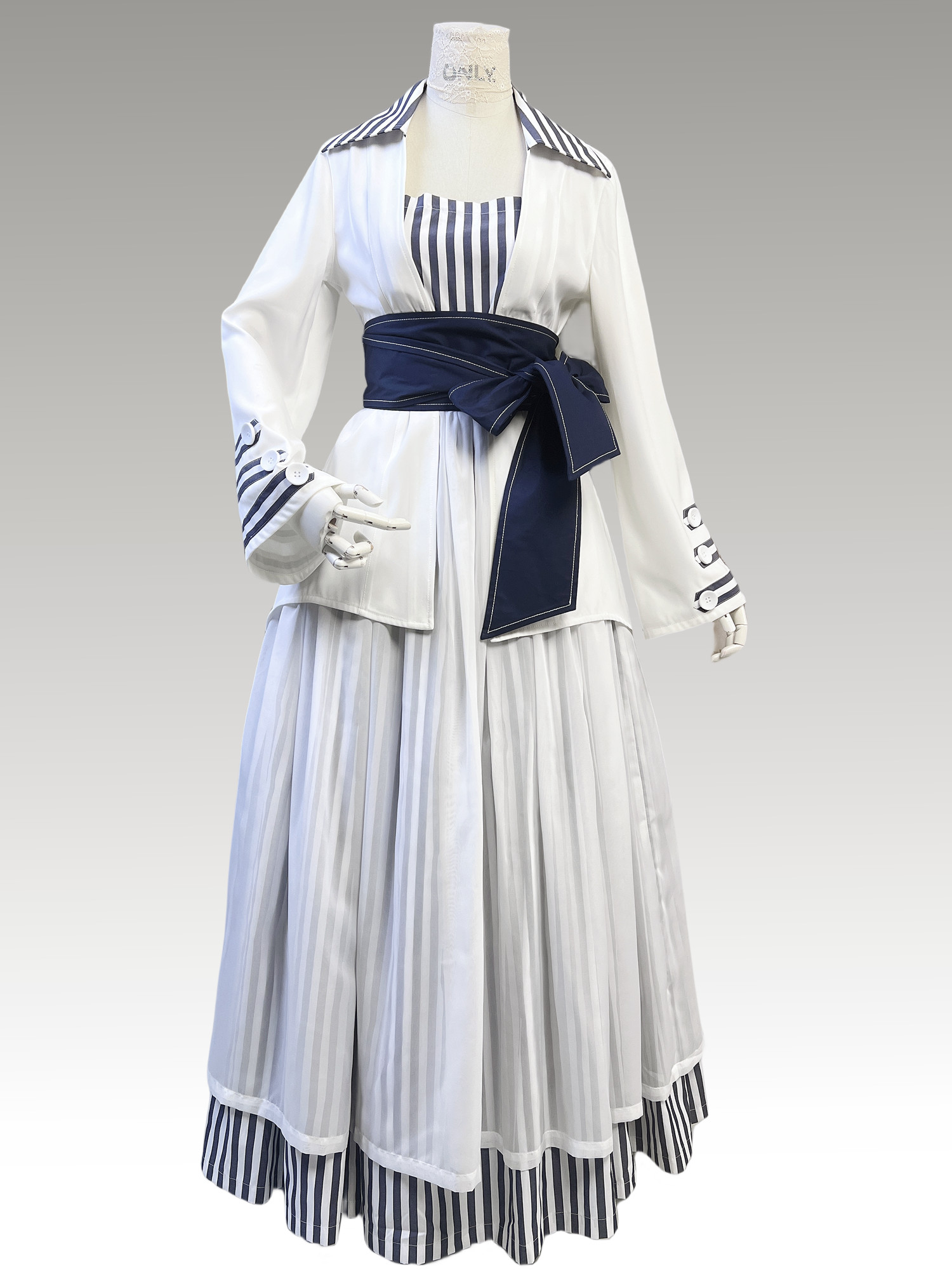 Edwardian victorian blue costume